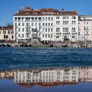 Londra Palace 5*, Venezia Italia