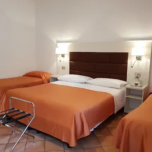 2* Hotel Elite